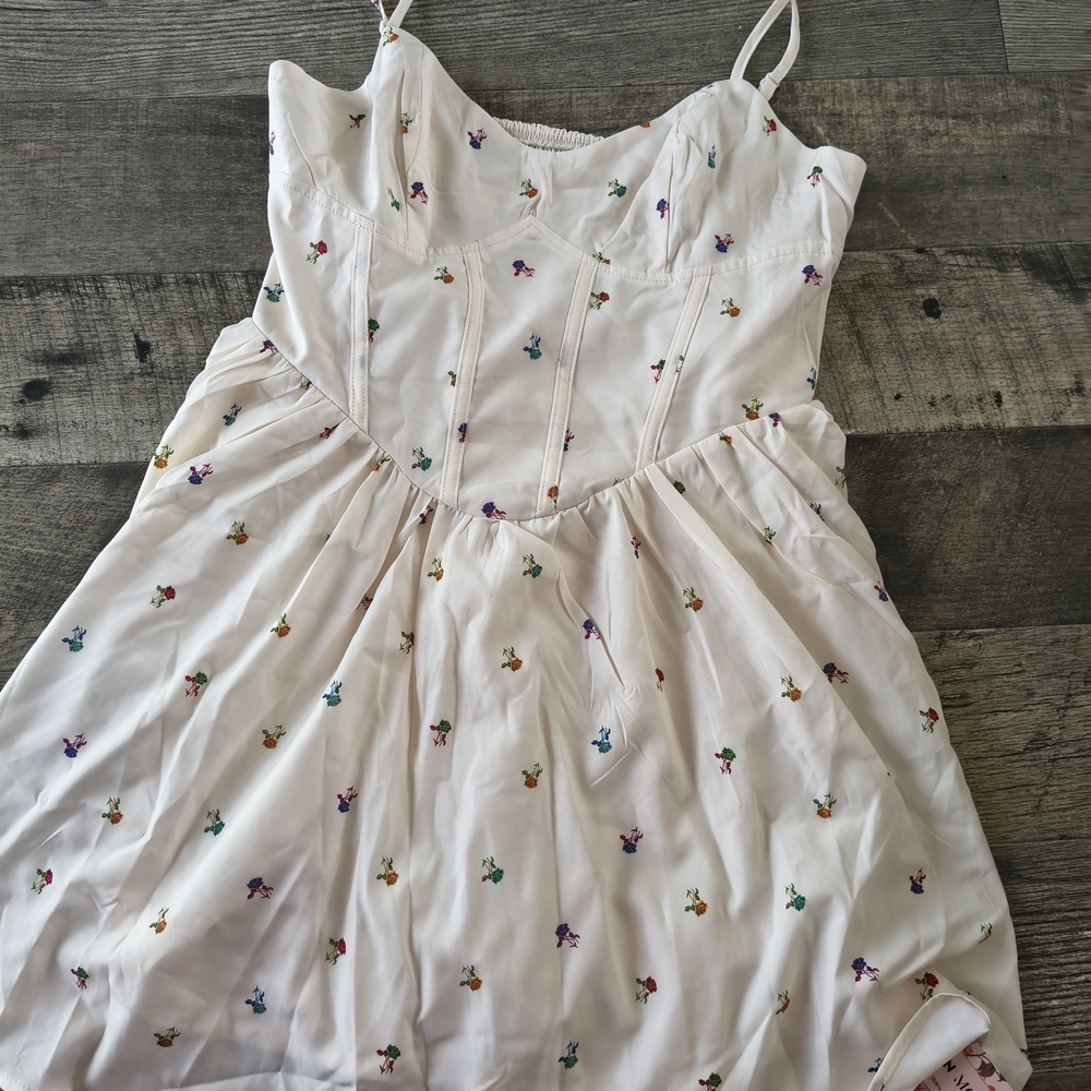 Main Character Picnic Dress Soft Floral Corset Fit